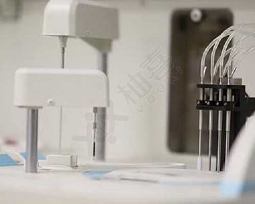 只有一个卵巢有卵泡是为什么，为什么只有一个卵巢有卵泡